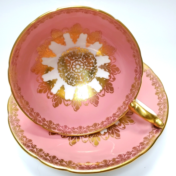 Aynsley Pink & 22k Gold Tea Cup & Saucer Bone China Corset Design Queen … - Picture 3 of 14